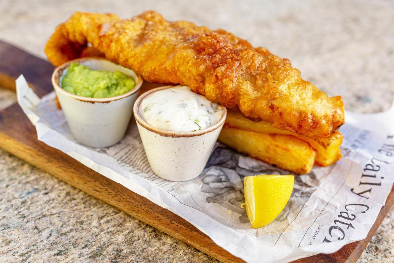 The Queen'S Head At Broad Chalke 호텔 외부 사진
